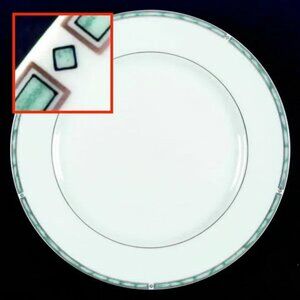 UNUSED Bernardaud Gemme Green  LIMOGES DINNER PLATE